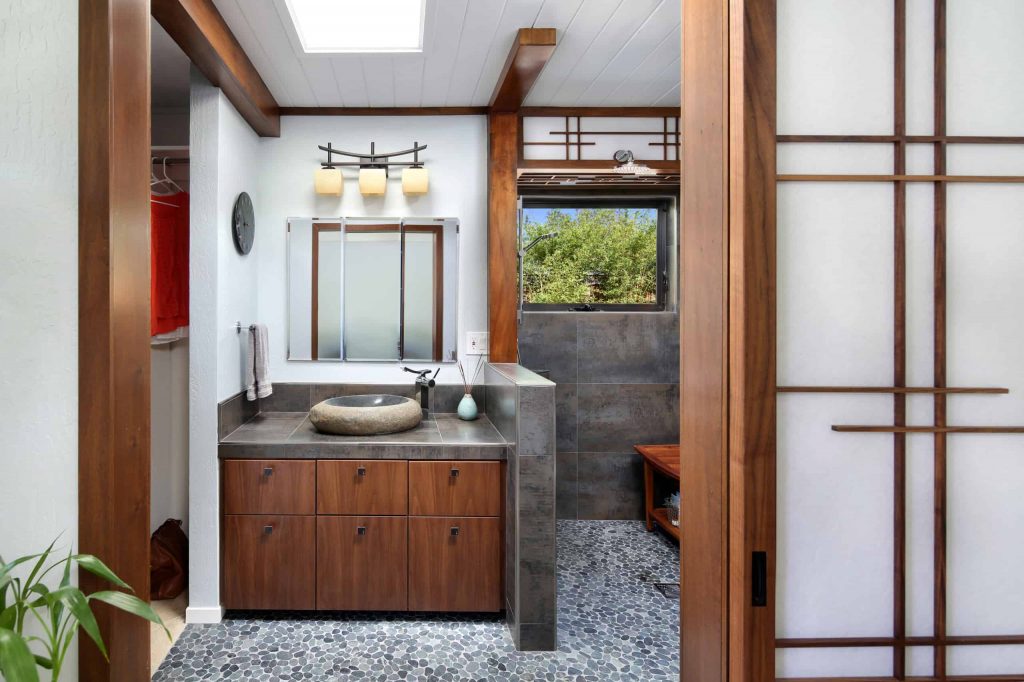 洛杉矶的瓷砖和灰色地板浴室的想法