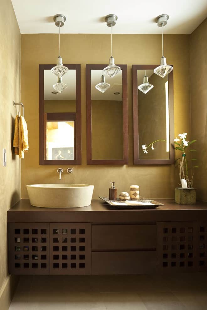 多面镜子的浴室创意